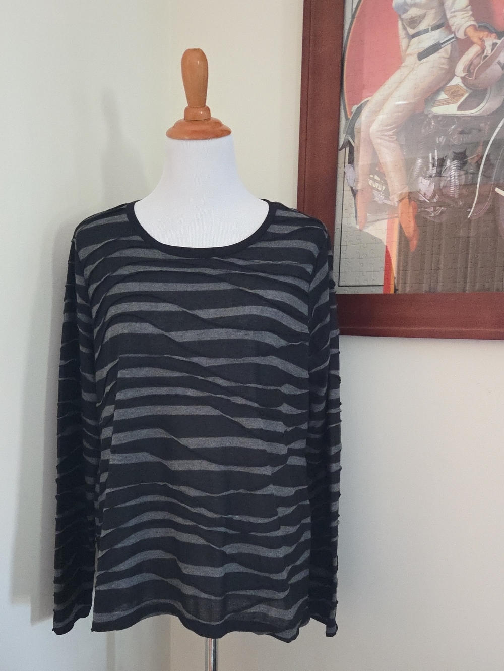 Simply Vera Vera Wang Black and Gray Striped Top